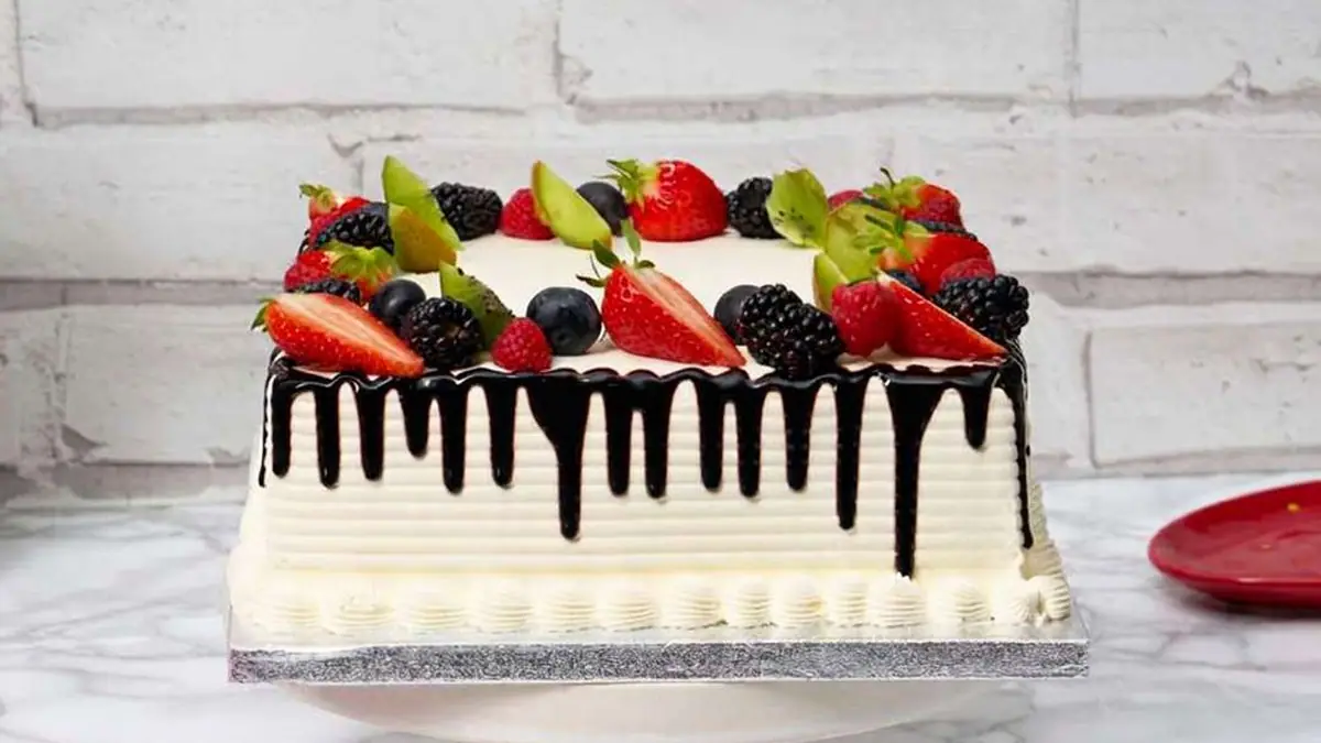 Cakes & Bakes – cake shop in Forest Gate, London